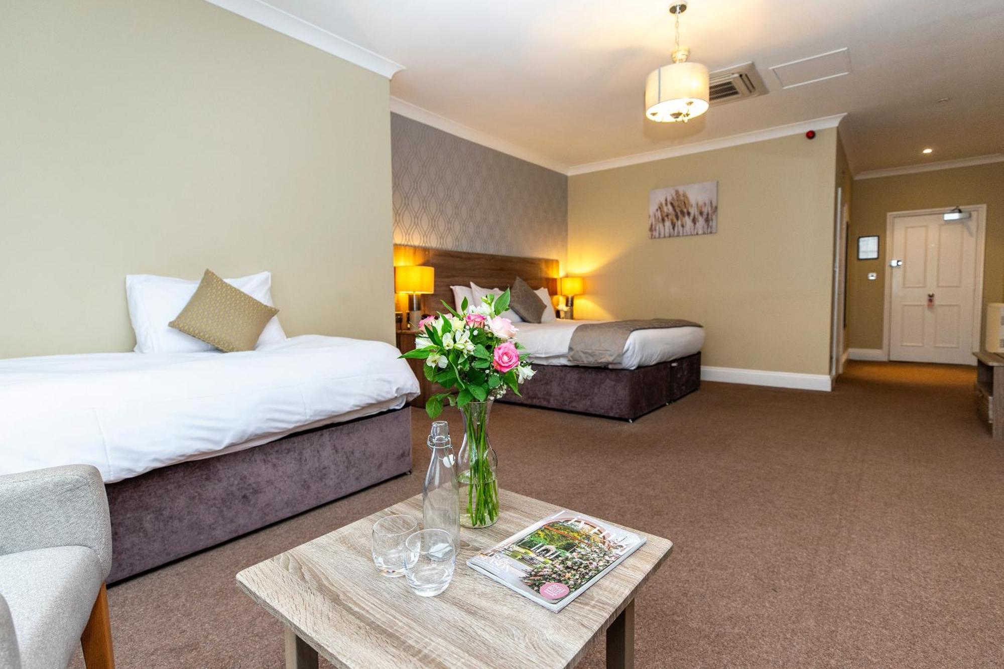 Miramar Hotel 4*